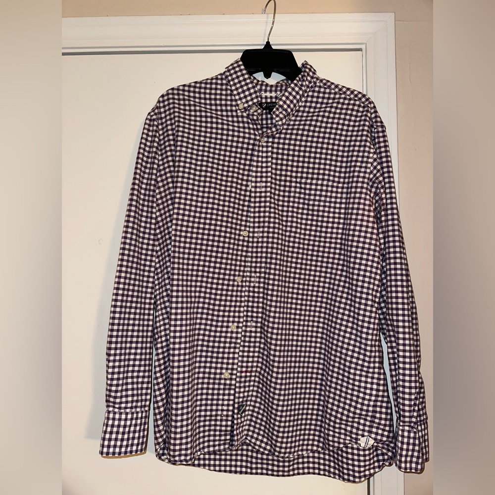 Daniel Cremieux Large Button Down, Purple and White squared. Great condition.